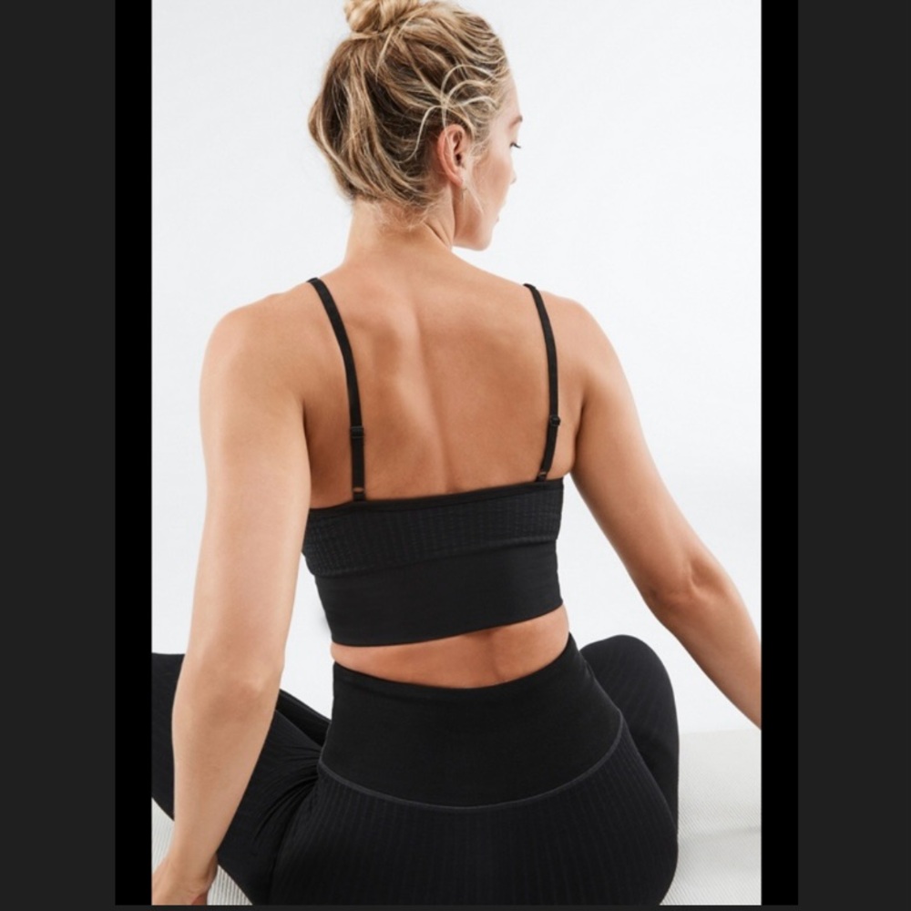 Fabletics High-Waisted Seamless Ribbed Legging Black - Picture 10 of 11